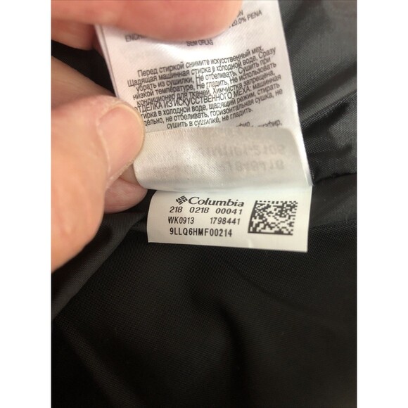 Columbia Women's MEDIUM L ay D Down II Omni Heat Jacket BLACK With Gray Fur EUC - Picture 13 of 16